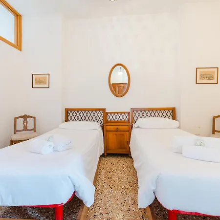 Casa Flavia *