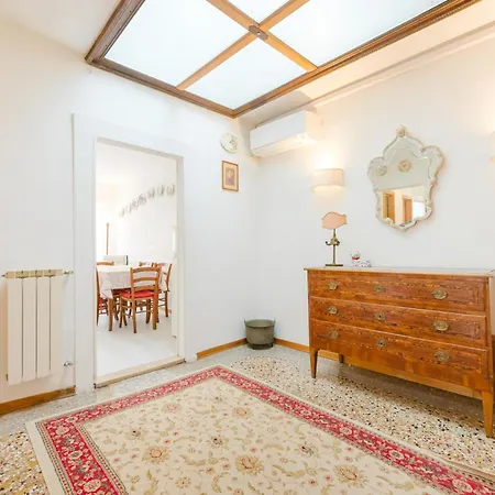 Casa Flavia *