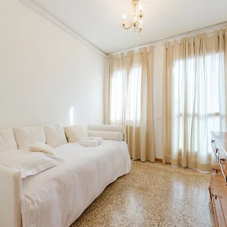 Апартаменты Sagredo House - Penthouse With Terrace & San Marco View